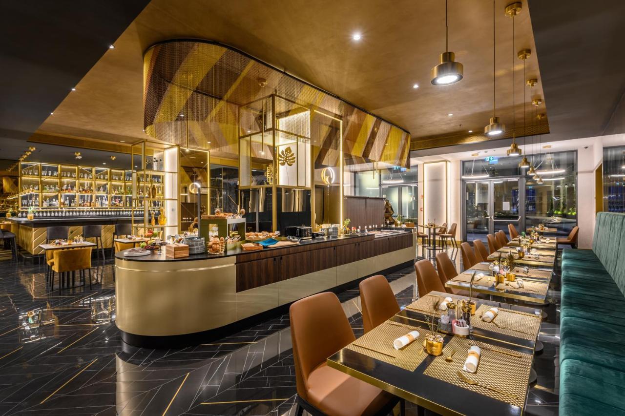 Emerald Downtown Luxury Suites By Continental Group Будапеща Екстериор снимка